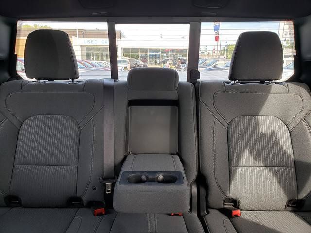 Used 2023 RAM 1500 Big Horn AWD/4WD image 16