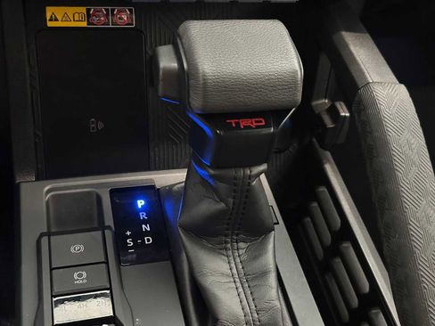 Certified 2024 Toyota Tacoma TRD Off-Road w/ TRD Off Road Upgrade Package image 17