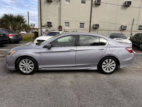Used 2016 Honda Accord Sport image 4