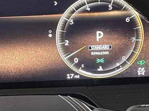 Certified 2025 INFINITI QX80 Sensory image 25