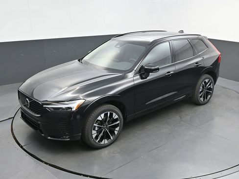 New 2026 Volvo XC60 B5 Plus w/ Climate Package AWD/4WD image 23