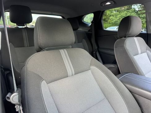 Used 2023 Chevrolet Blazer LT w/ Convenience Package FWD image 25