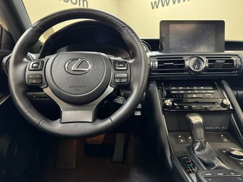Used 2023 Lexus IS 300 w/ Comfort Package RWD image 9