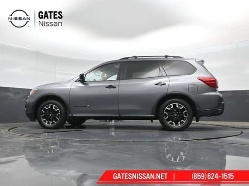Used 2020 Nissan Pathfinder SL AWD/4WD image 46