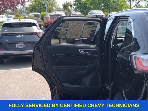 Used 2024 Ford Edge Titanium AWD/4WD image 35