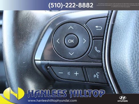 Used 2021 Toyota Camry SE image 26