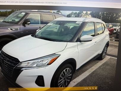 Used 2024 Nissan Kicks SV