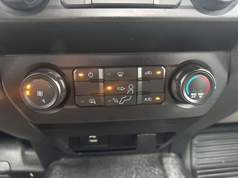 Used 2020 Ford F250 XL w/ Power Equipment Group image 17