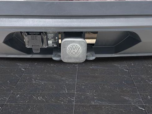 Used 2024 Volkswagen Atlas SEL AWD/4WD image 42