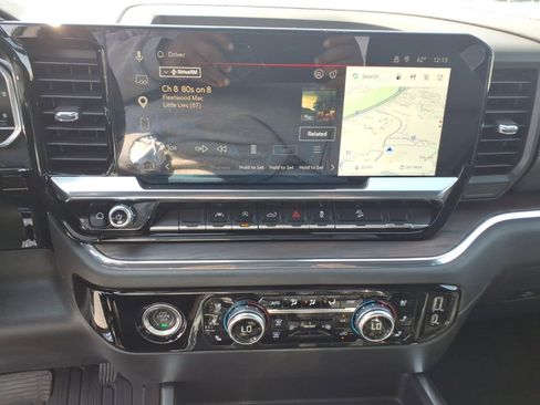 Certified 2023 GMC Sierra 1500 SLT image 24