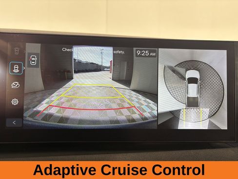 Used 2025 Hyundai Santa Cruz Limited image 17