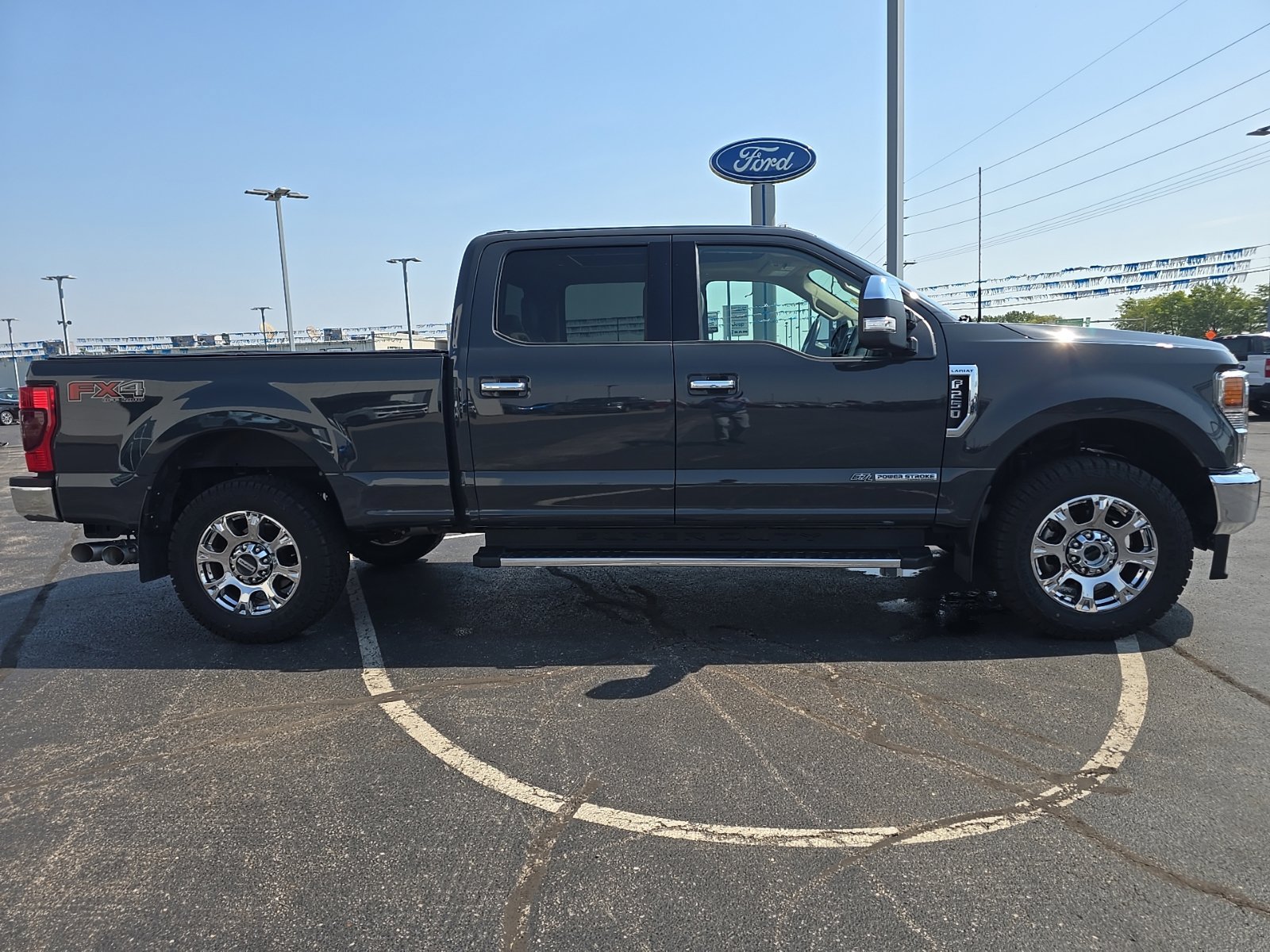 Used 2021 Ford F250 Lariat w/ Chrome Package AWD/4WD image 4