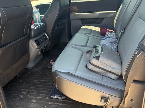 Used 2022 Ford F150 Lariat w/ Bed Utility Package AWD/4WD image 12