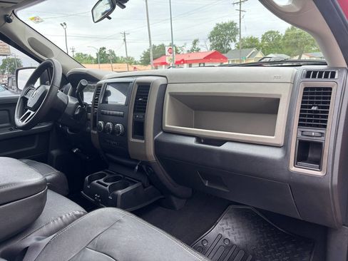 Used 2012 RAM 1500 Express RWD image 28