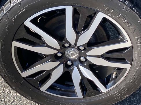 Used 2019 Honda Passport EX-L image 25