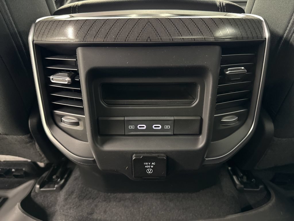 New 2026 RAM 1500 4x4 Crew Cab image 14
