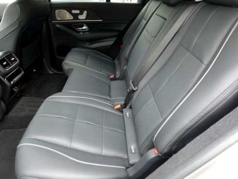 Used 2021 Mercedes-Benz GLE 450 4MATIC w/ 3rd Row Seat Package image 15