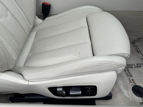 Used 2025 BMW 840i Coupe image 40