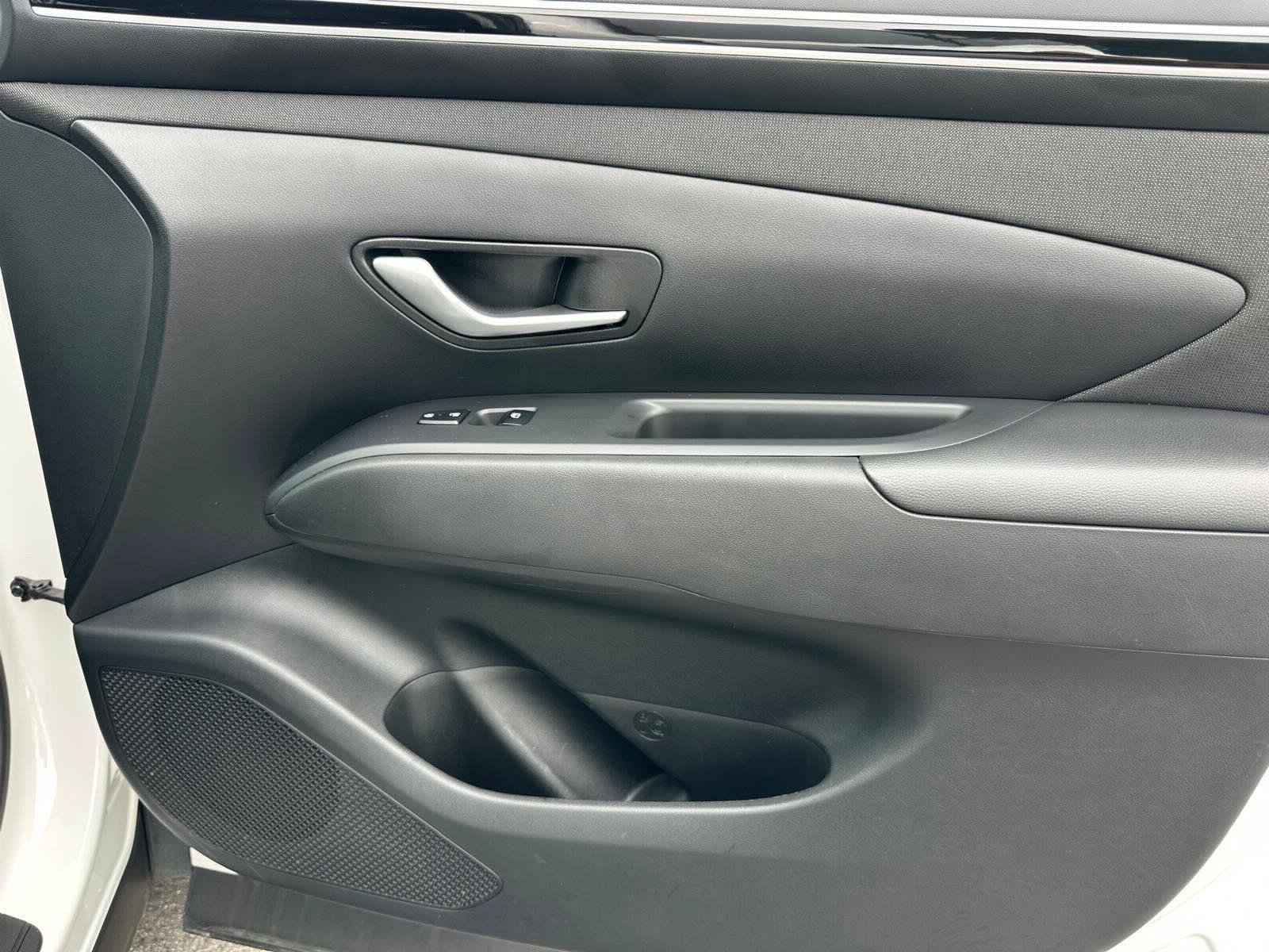 Used 2023 Hyundai Tucson SEL w/ Convenience Package FWD image 18