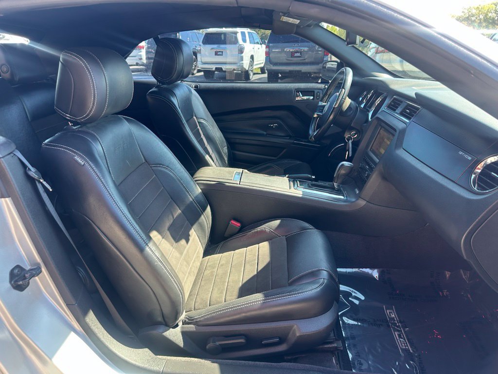 Used 2013 Ford Mustang GT Premium w/ Electronics Pkg RWD image 27