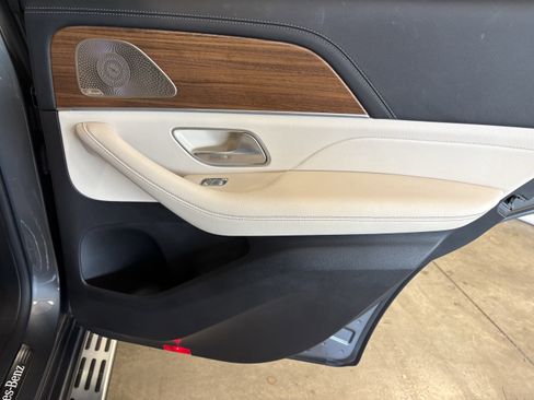 Used 2022 Mercedes-Benz GLE 450 4MATIC image 34