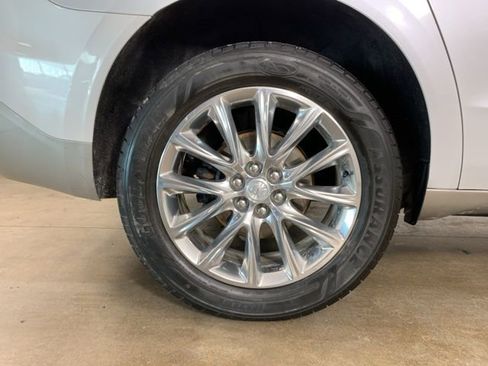 Used 2018 Buick Enclave Premium w/ Experience Buick Package image 42