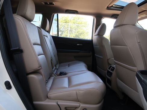 Used 2017 Honda Pilot EX-L image 35