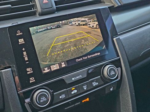 Used 2018 Honda Civic EX image 13