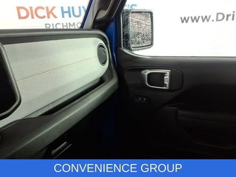 Used 2025 Jeep Wrangler Unlimited Sport AWD/4WD image 25
