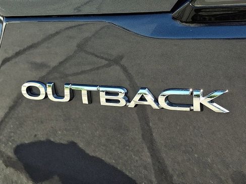 Used 2025 Subaru Outback Limited AWD/4WD image 31