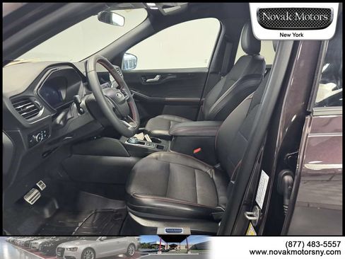 Used 2023 Ford Escape ST-Line Select w/ Tech Pack #2 AWD/4WD image 14