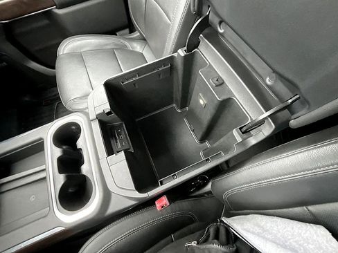 Used 2019 GMC Sierra 1500 SLT w/ SLT Premium Plus Package image 32