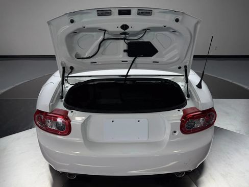Used 2012 MAZDA MX-5 Miata Grand Touring w/ Premium Pkg RWD image 13