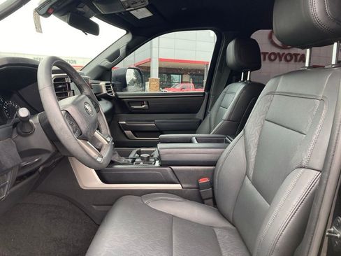 Certified 2025 Toyota Tundra SR5 w/ SR5 Premium Package AWD/4WD image 10