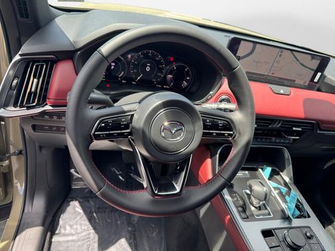 New 2025 MAZDA CX-70 Plug-In Hybrid w/ Premium Plus image 10
