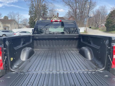 Used 2019 Chevrolet Silverado 2500 W/T AWD/4WD image 18