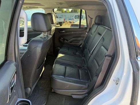 Used 2017 Chevrolet Tahoe LT w/ Luxury Package AWD/4WD image 12