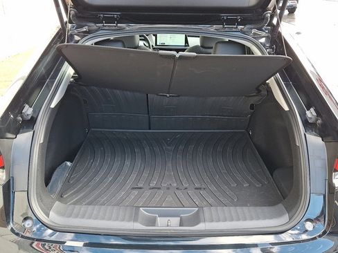 Used 2025 Toyota Prius AWD image 30