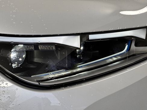 Used 2025 BMW iX M60 image 10