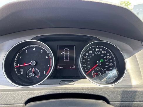 Used 2017 Volkswagen Golf S AWD/4WD image 22