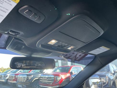 Used 2020 Ford Explorer ST w/ ST Street Pack image 23