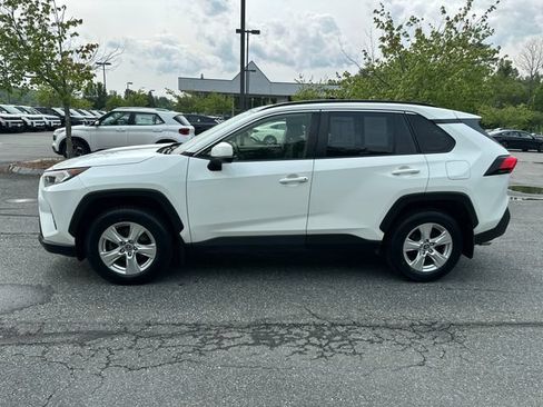 Used 2019 Toyota RAV4 XLE w/ Convenience Package AWD/4WD image 2