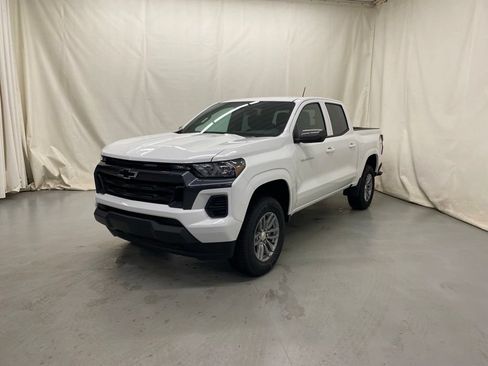 New 2026 Chevrolet Colorado LT w/ Advanced Trailering Package AWD/4WD image 2
