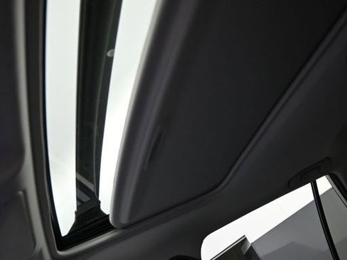 Certified 2025 Toyota RAV4 XLE Premium image 18