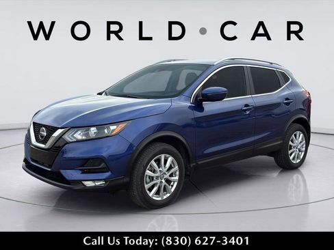 Used 2021 Nissan Rogue Sport SV image 11