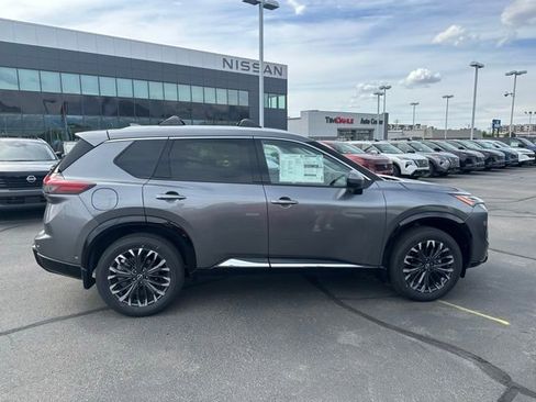 New 2026 Nissan Rogue Platinum w/ Platinum Premium Package AWD/4WD image 12