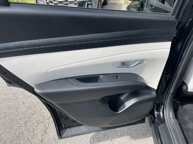 Used 2025 Hyundai Tucson SEL FWD image 18
