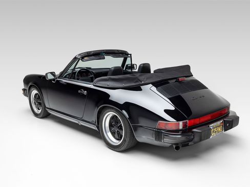 Used 1989 Porsche 911 Carrera RWD image 9