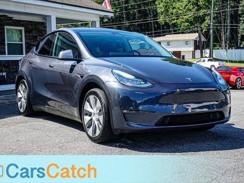 Used 2021 Tesla Model Y Long Range AWD/4WD image 10