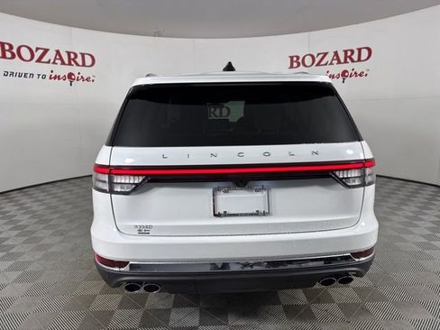 New 2026 Lincoln Aviator Premiere image 6